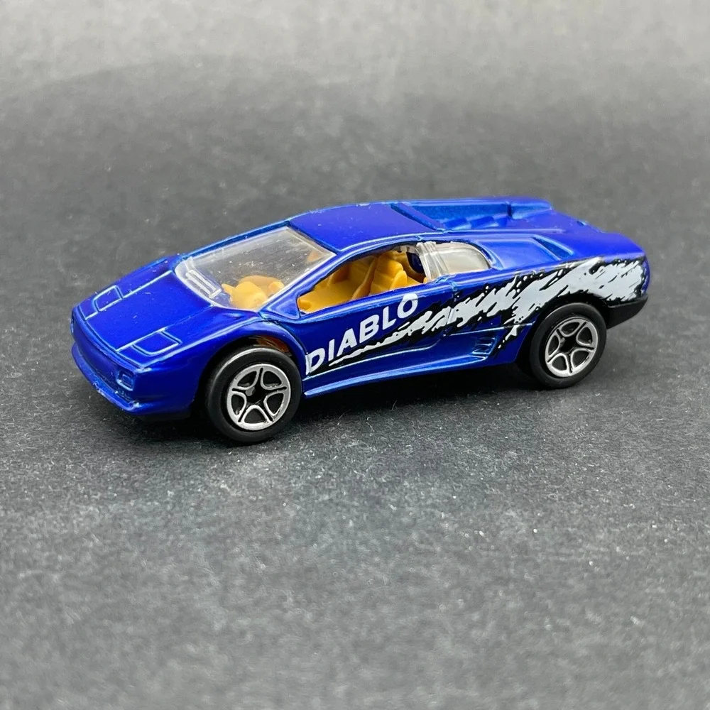 Matchbox‎ Superfast 1991 Lamborghini Diablo Exotic Car Blue Diecast 1/59 Scale